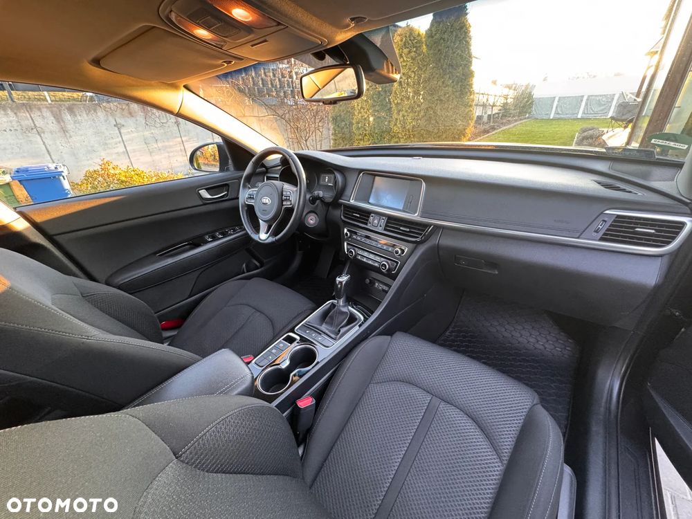 Kia Optima 1.7 CRDI L - 17