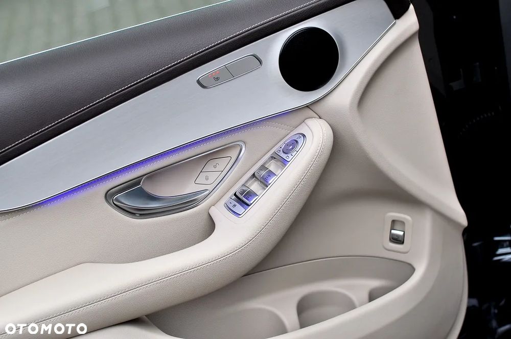 Mercedes-Benz GLC 200 d 4Matic 9G-TRONIC Exclusive - 18