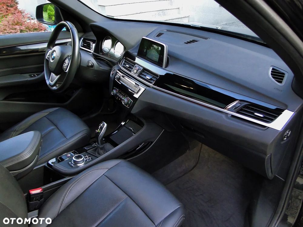 BMW X1 sDrive18i GPF xLine - 34
