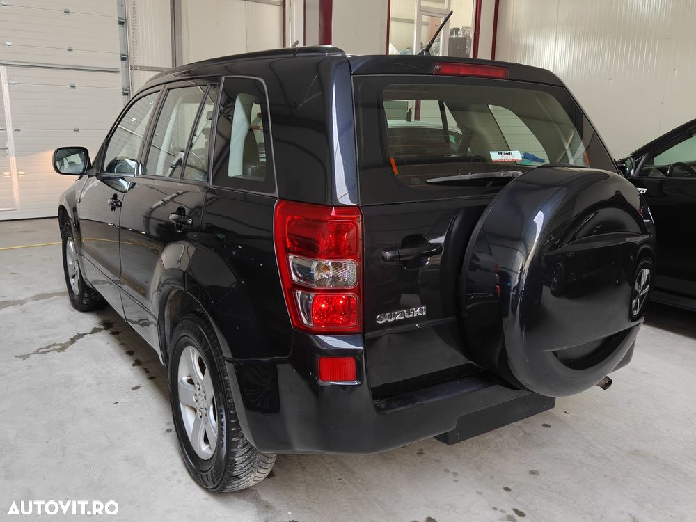 Suzuki Grand Vitara - 4