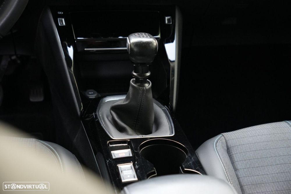 Peugeot 2008 1.2 PureTech Allure Pack - 14