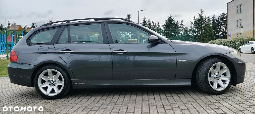 BMW Seria 3 318d - 2