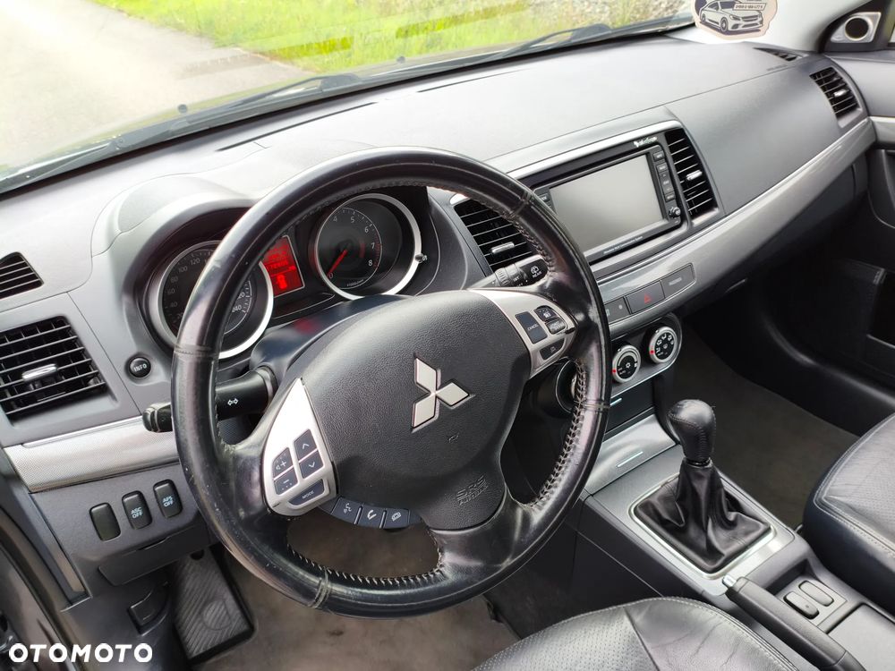 Mitsubishi Lancer 1.8 Instyle NAVI - 22