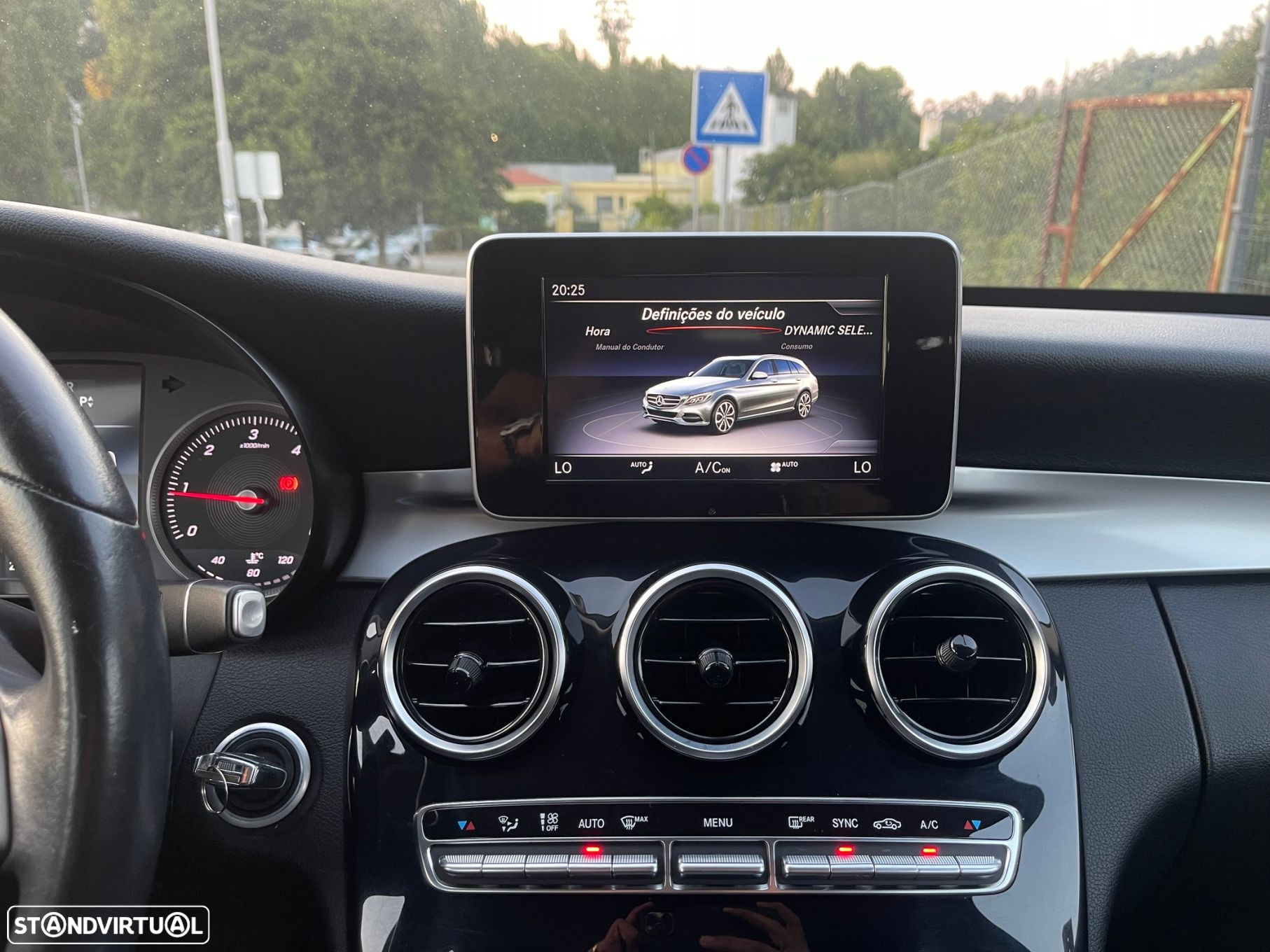 Mercedes-Benz C 200 d Avantgarde Aut. - 29