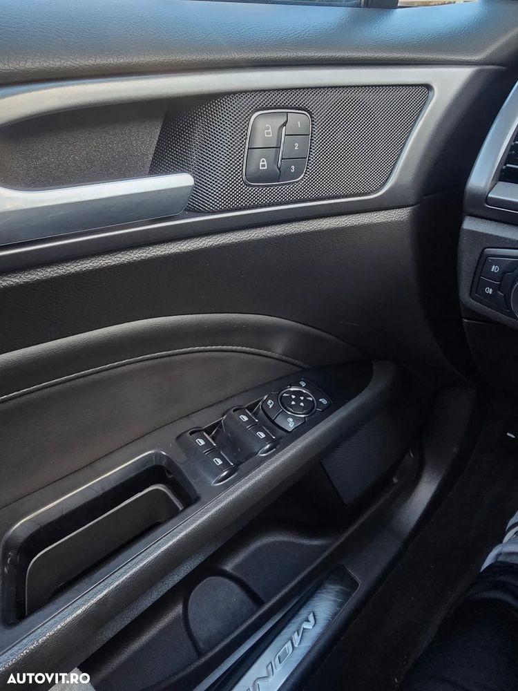 Ford Mondeo 2.0 TDCI PowerShift Titanium - 13