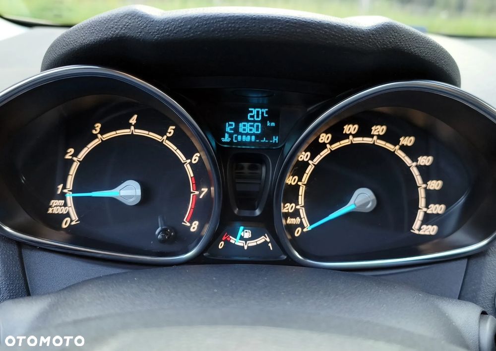 Ford Fiesta 1.0 EcoBoost STart-Stop Titanium - 27