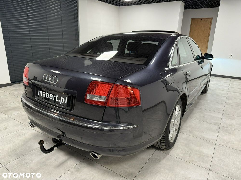 Audi A8 4.2 Quattro - 5