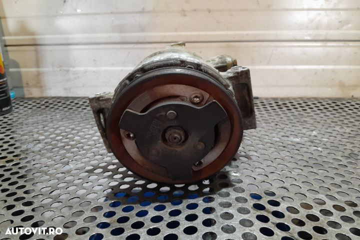 Compresor AC 1K0820803S / R134A 1K0820803S / R134A Volkswagen VW Tour - 1