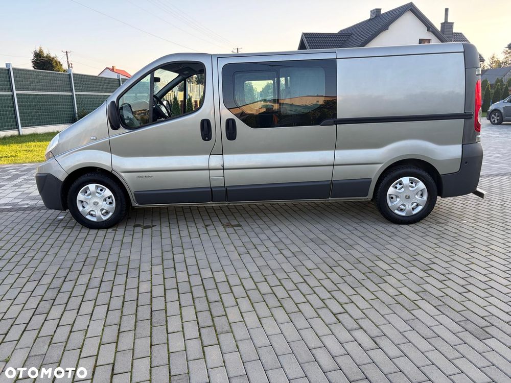 Opel VIVARO LONG KLIMA ORYGINAŁ PRZEBIEG SPRAWNY ZADBANY FULL OPCJA DOPOSAŻONY - 6