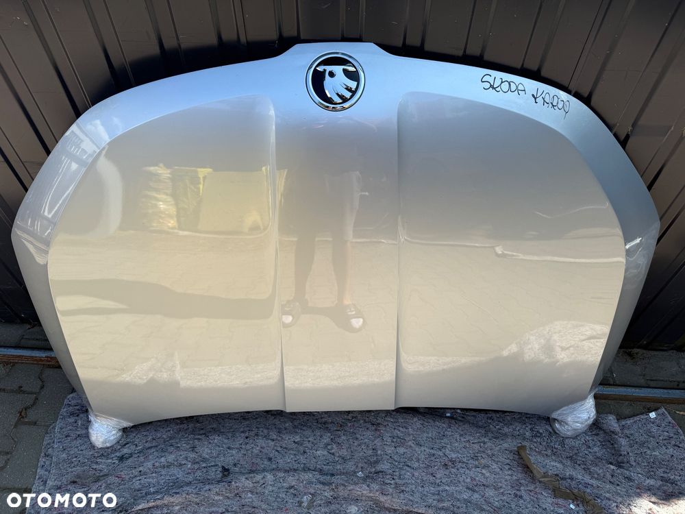 MASKA SKODA KAROQ ORYGINAŁ CAŁA CAŁE ROGI - 1