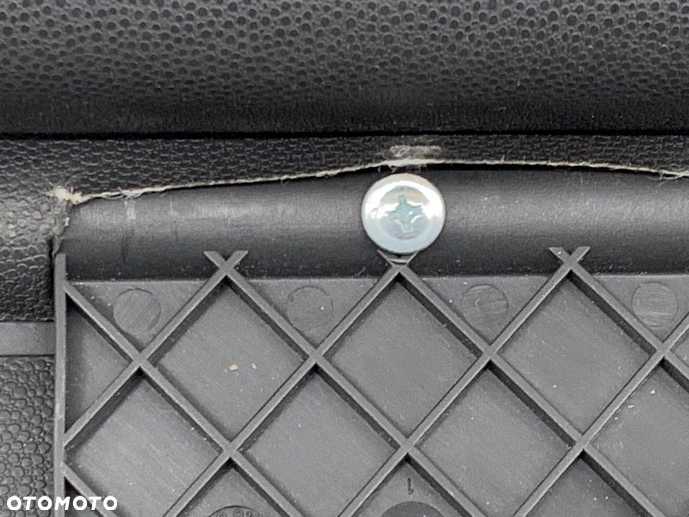 ROLETA BAGAŻNIKA  OPEL ASTRA H Kombi (A04) 2004 - 2014 1.4 (L35) 66 kW [90 KM] benzyna 2004 - 2010 - 4