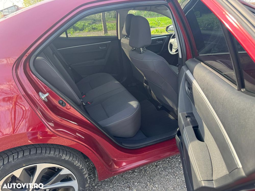 Toyota Corolla 1.4 D-4D Luna - 6