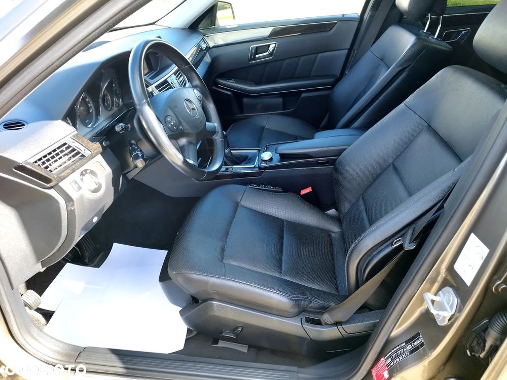 Mercedes-Benz Klasa E 200 CGI BlueEffICIENCY Avantgarde - 20