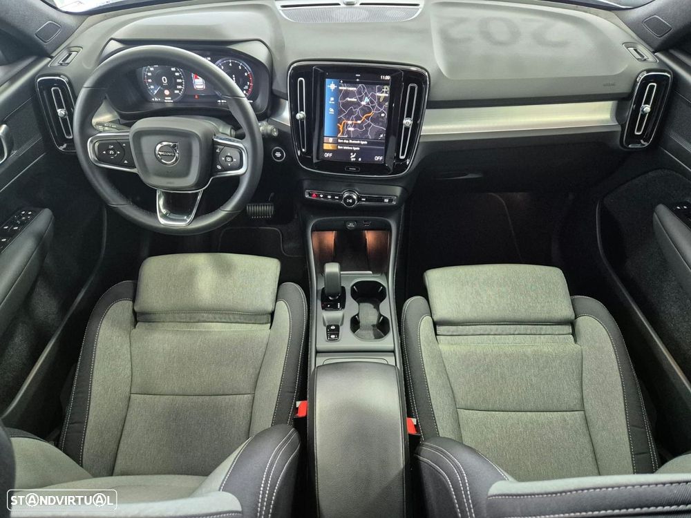 Volvo XC 40 1.5 T2 Inscription Geartronic - 9