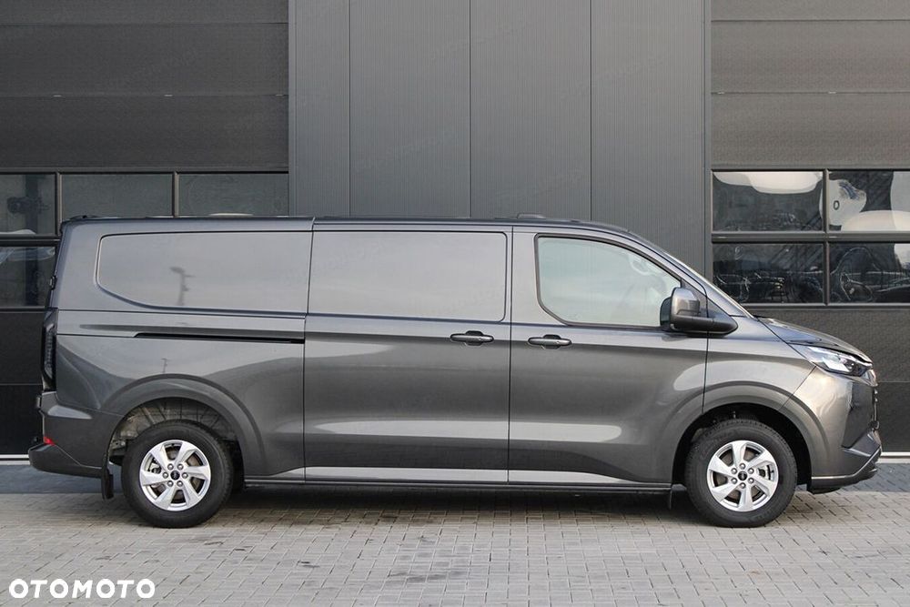 Ford Transit Custom 320 L2H1 Limited 2.0 150KM - 7