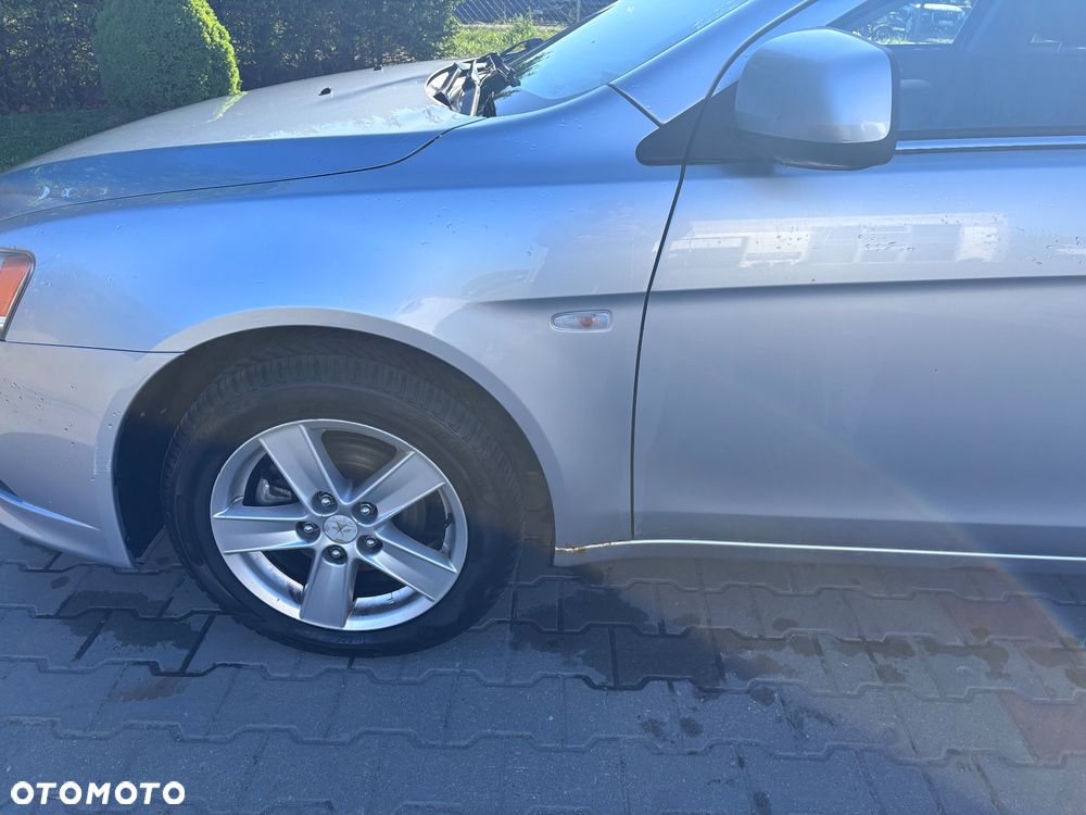 Mitsubishi Lancer 1.8 Invite LPG - 8