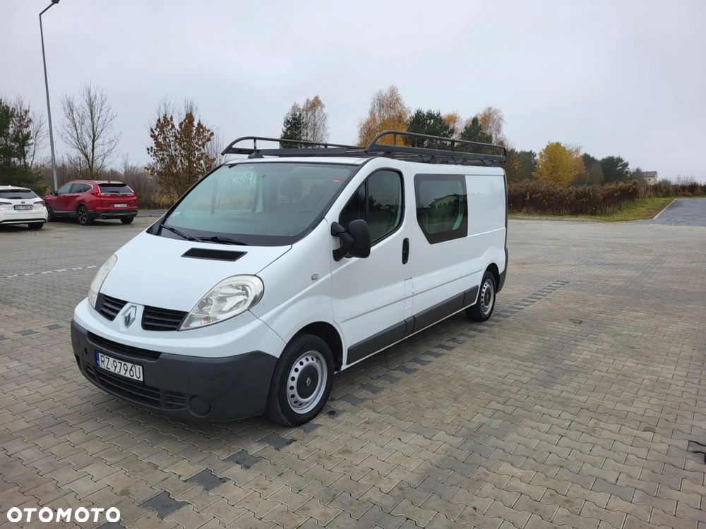 Renault Trafic - 22