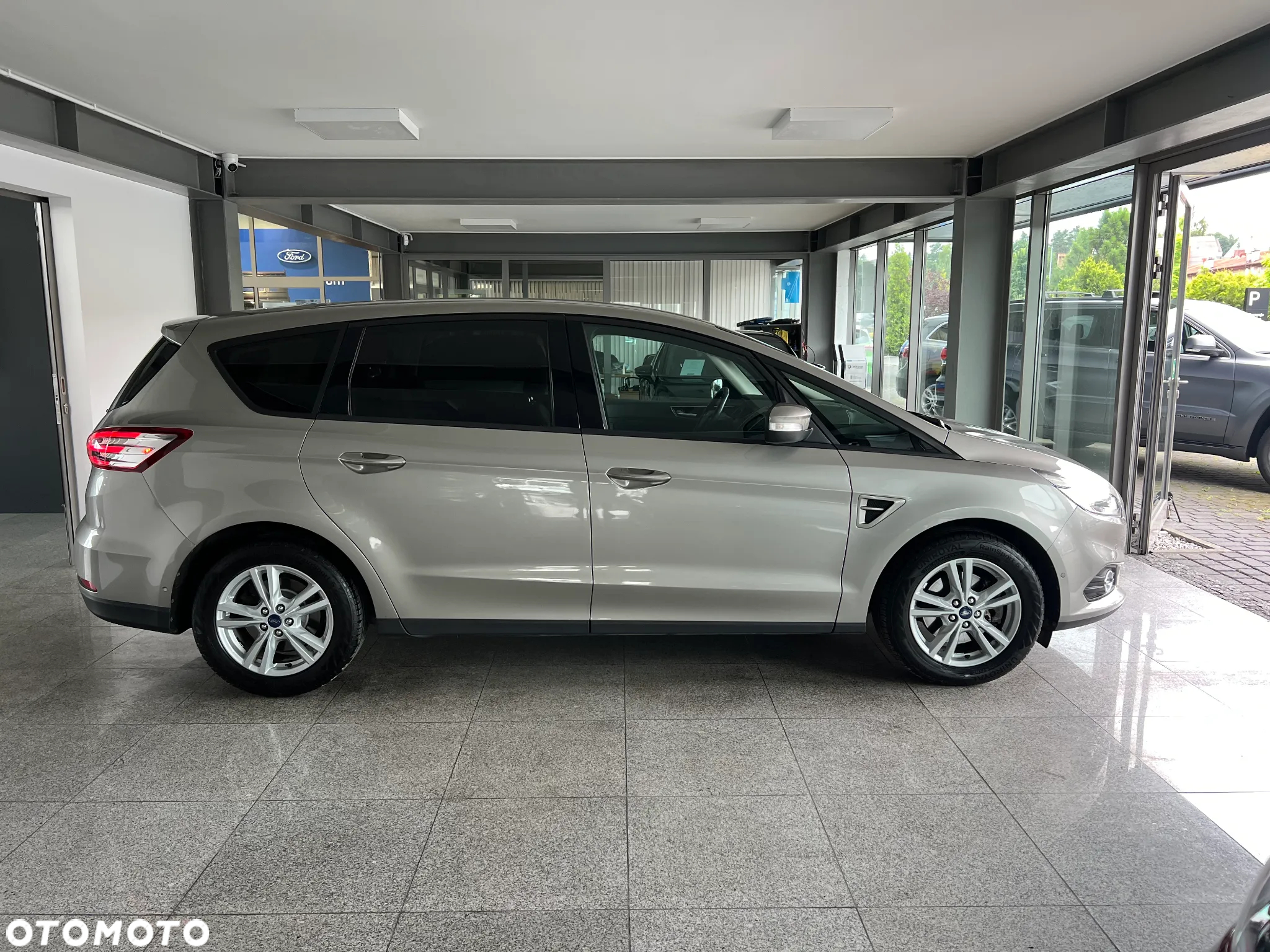 Ford S-Max 1.5 EcoBoost Titanium - 16