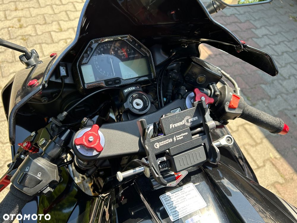Honda CBR - 9