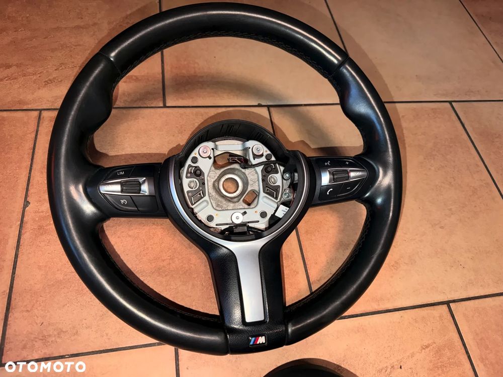 KIEROWNICA BMW F10 F11 MPAKIET WRAZ Z PODUSZKĄ KOMPLET NIE GRZANA - 3
