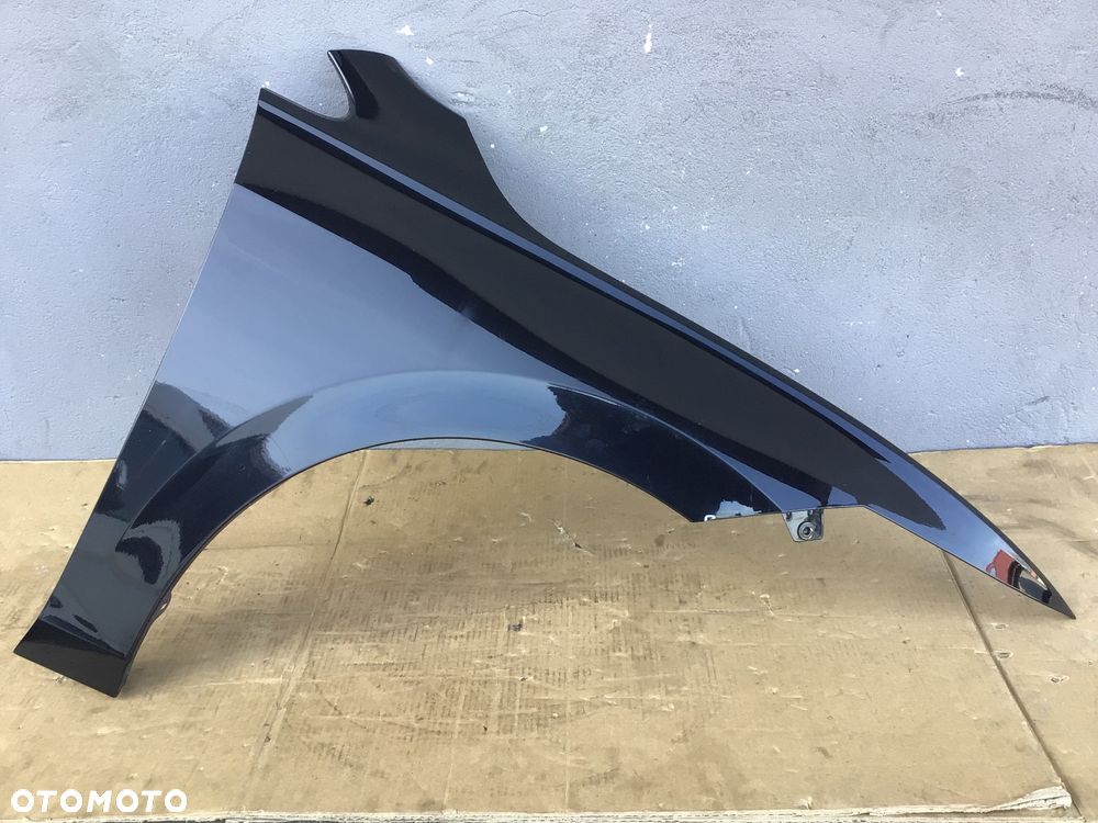 Błotnik przedni prawy VW Golf Vlll 8 - 4