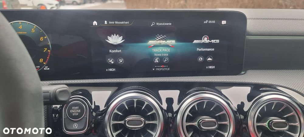 Mercedes-Benz CLA AMG 45 4-Matic 8G-DCT - 23