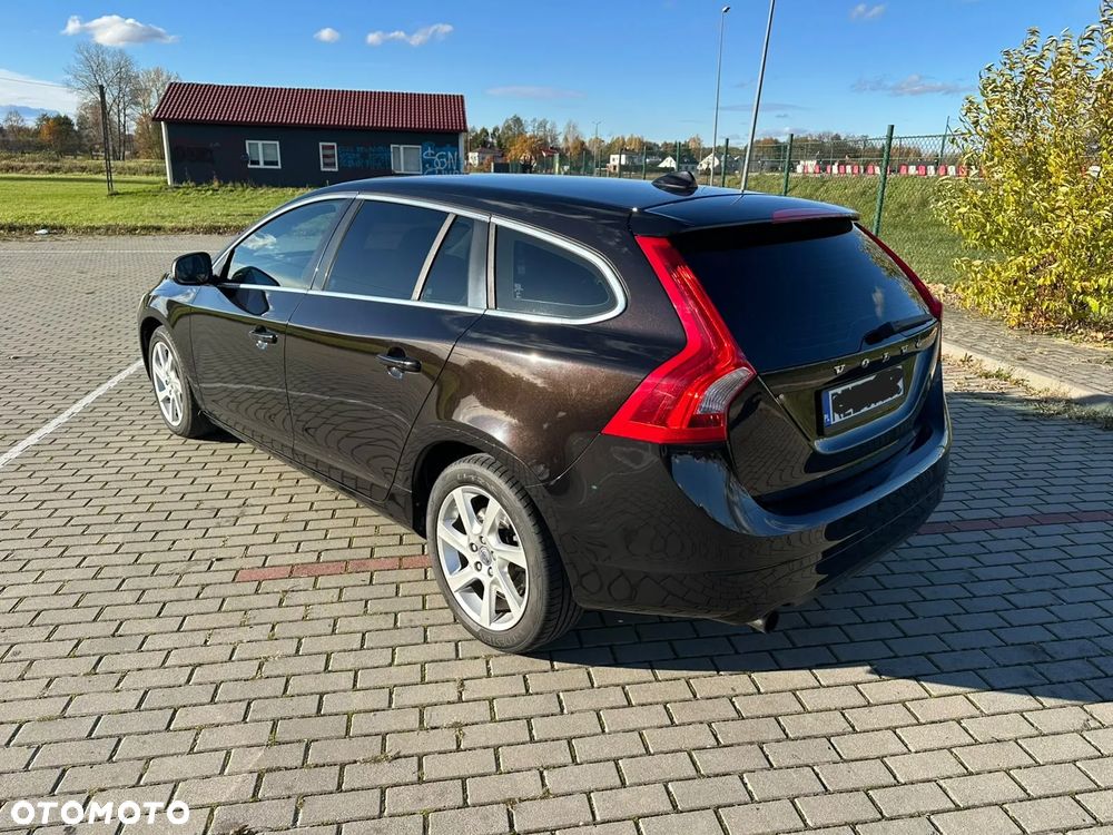 Volvo V60 D2 Momentum - 7