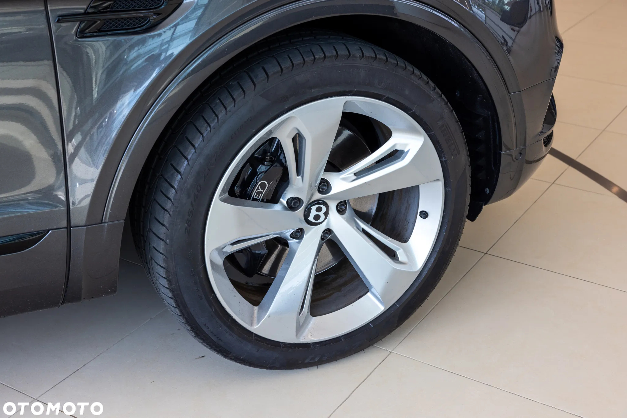 Bentley Bentayga W12 - 3