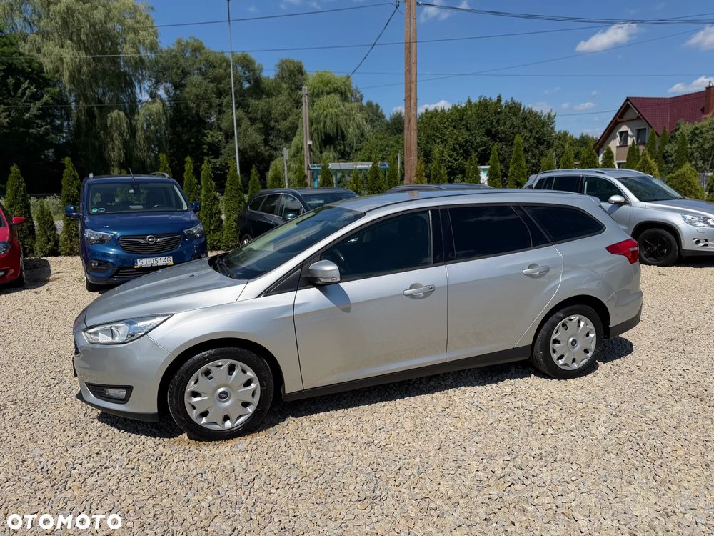 Ford Focus 1.5 EcoBoost Start-Stopp-System Business Edition - 2