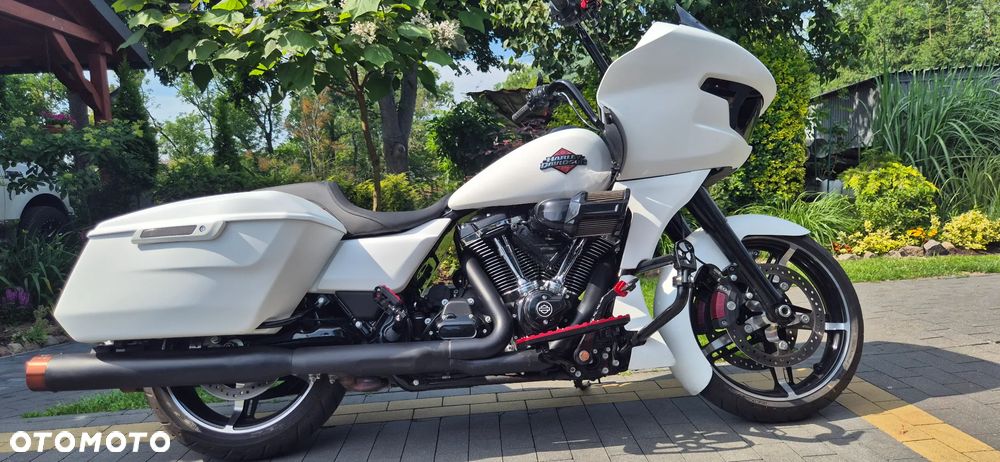 Harley-Davidson Touring Road Glide - 5
