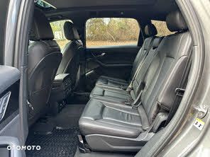 Audi Q7 - 11