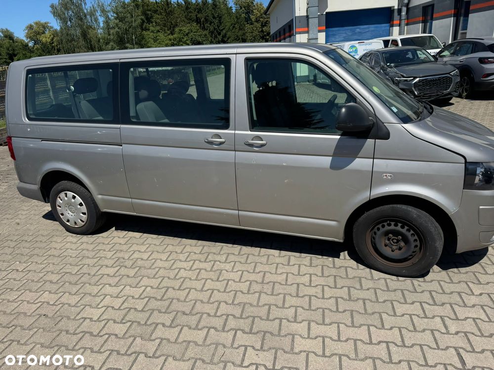 Volkswagen CARAVELA T5 - 7