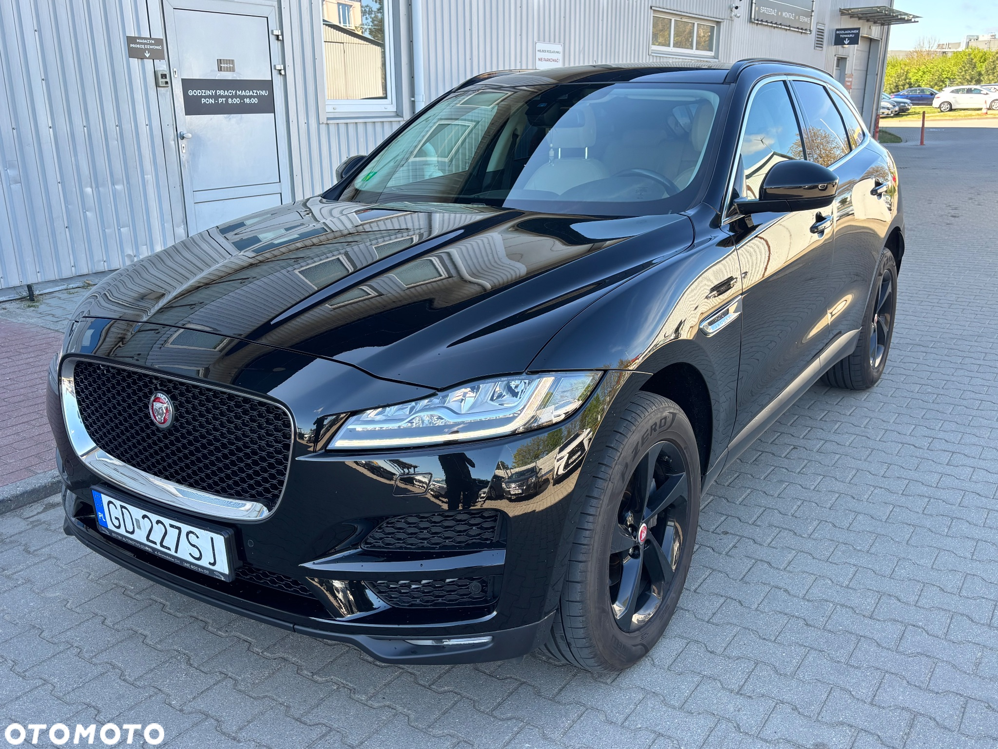 Jaguar E-Pace - 4