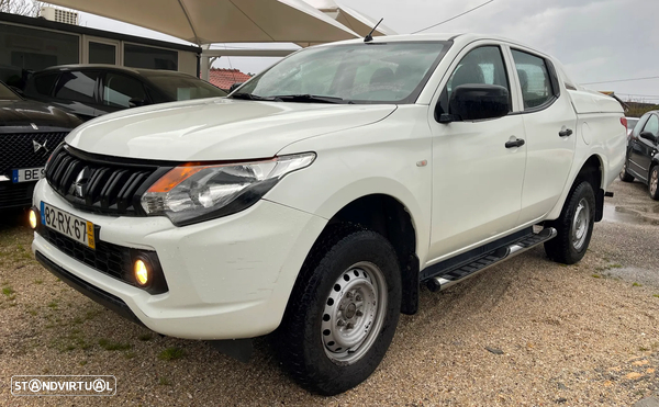 Mitsubishi L200 2.4 DI-D CD INVITE 4WD