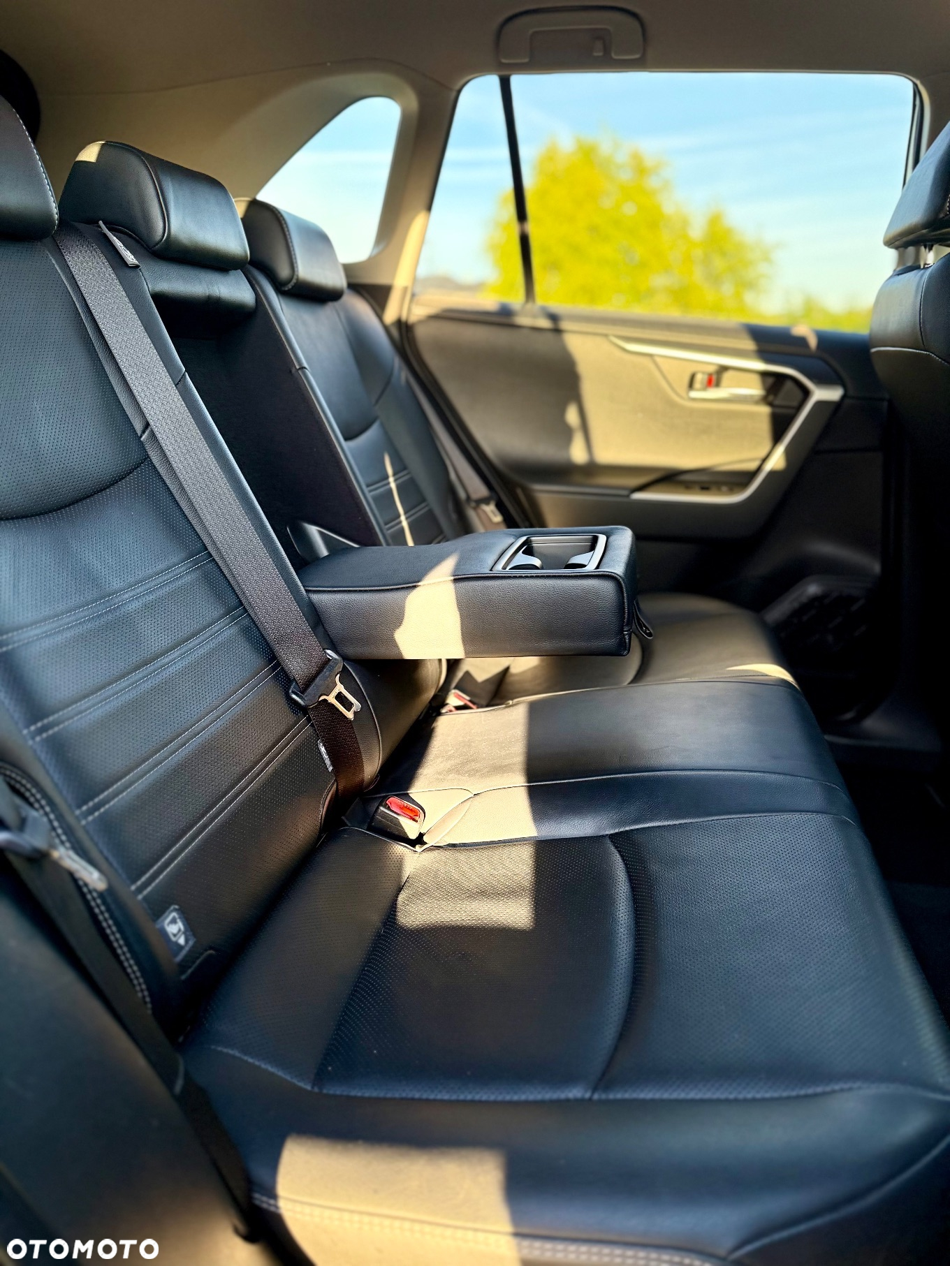 Toyota RAV4 2.5 Hybrid Executive 4x4 - 18