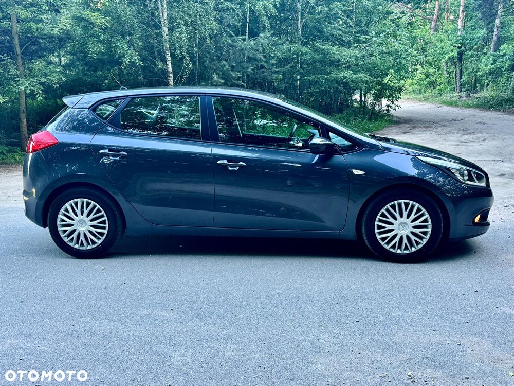 Kia Ceed 1.4 CVVT Attract - 10