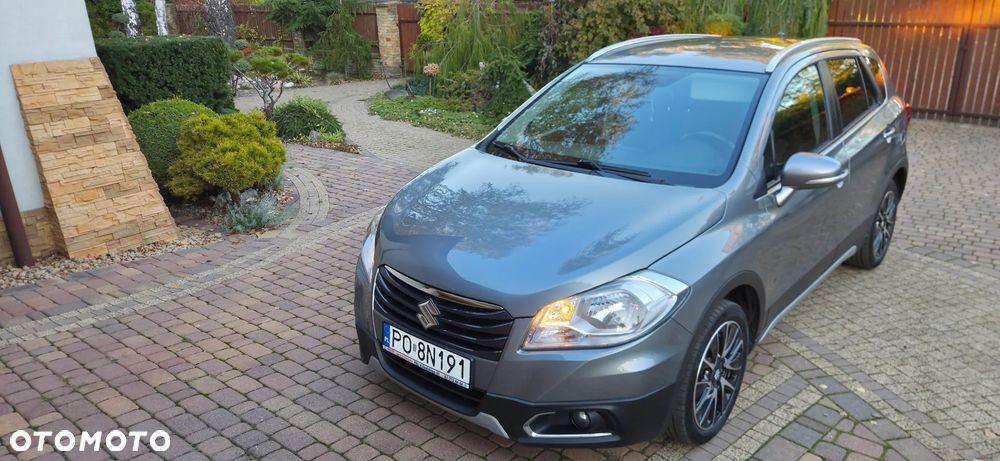 Suzuki SX4 S-Cross 1.6 Premium 4WD - 29