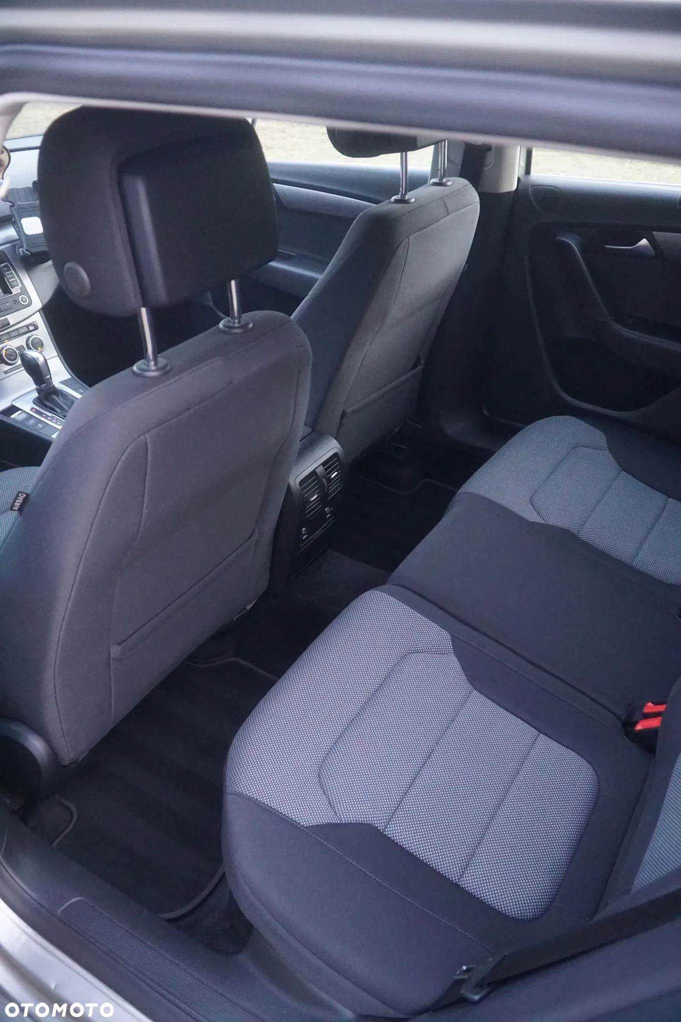 Volkswagen Passat 2.0 TDI Highline DSG - 10