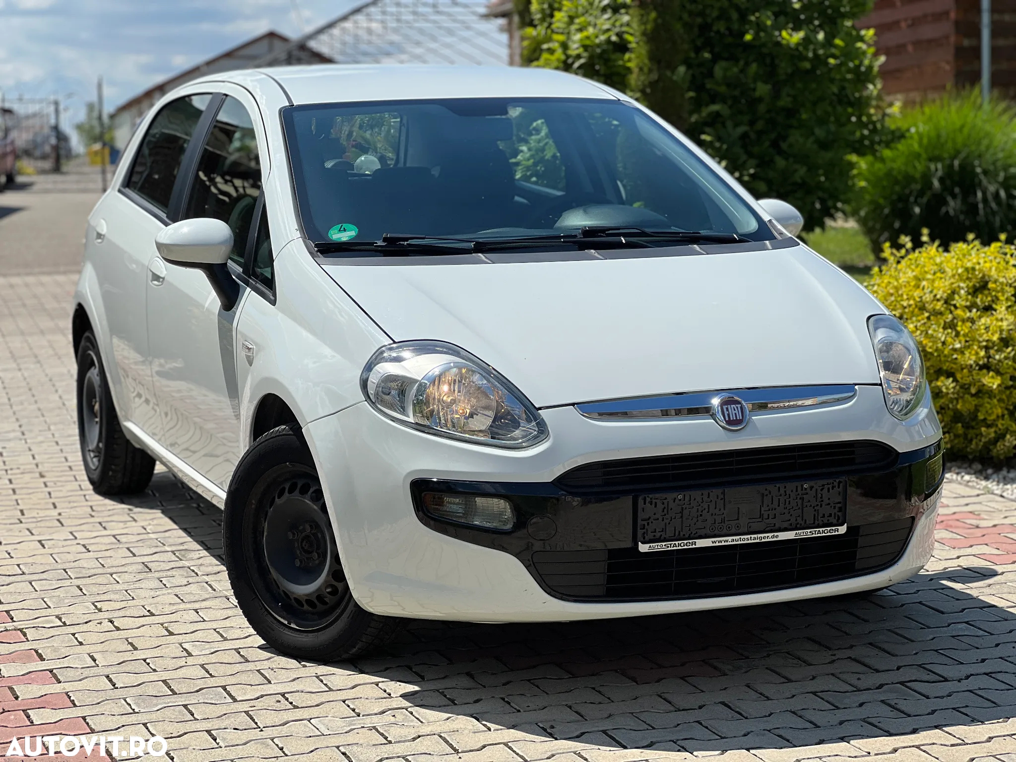 Fiat Punto 1.4 8V Dualogic Dynamic Start&Stop - 2