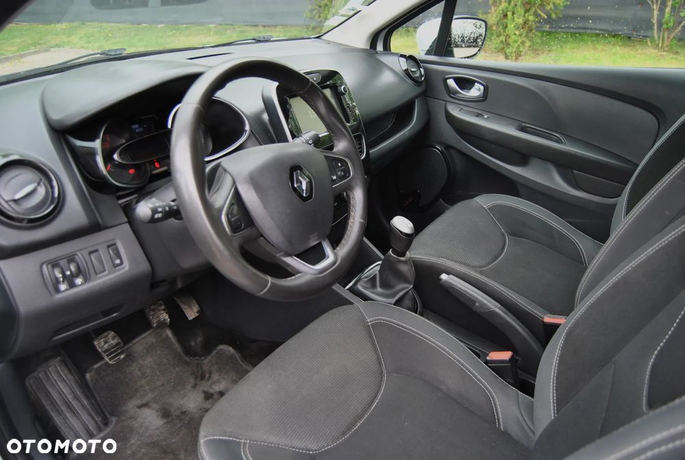 Renault Clio - 5