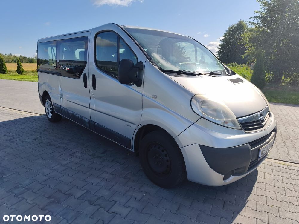Opel Vivaro - 10