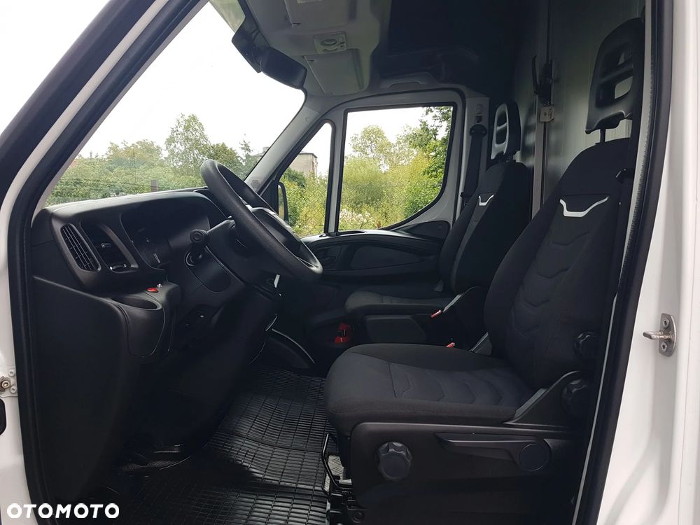 Iveco DAILY KONTENER NISKOPODŁOGOWY 4,43x2,23x2,42 SKLEP FOODTRUCK BAR KLIMA KONIOWÓZ KAMPER - 21