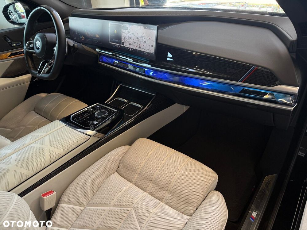 BMW Seria 7 - 21