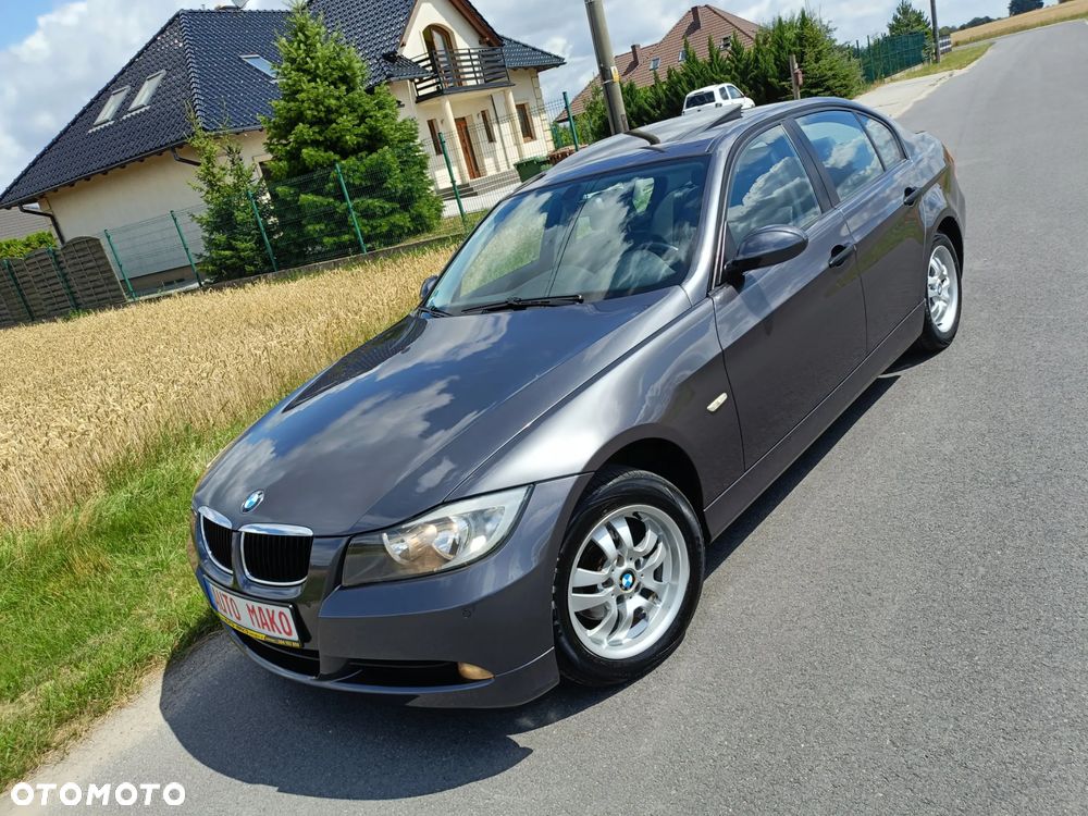 BMW Seria 3 - 1