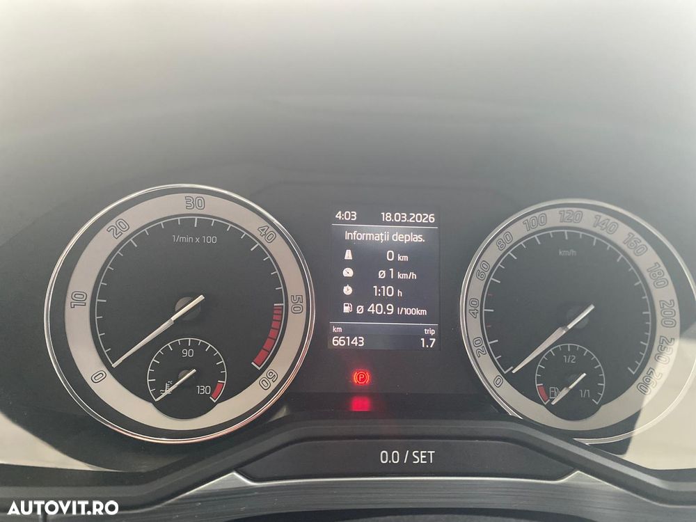 Skoda Superb 2.0 TDI DSG Ambition - 10