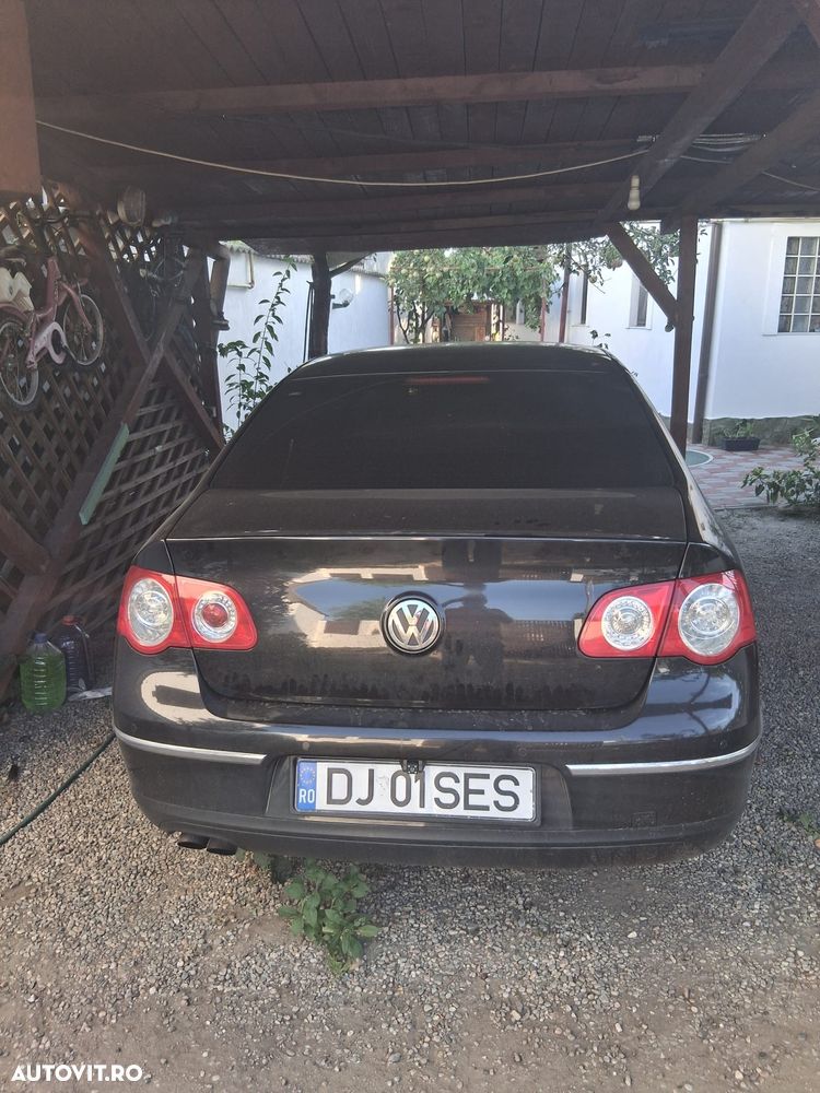 Volkswagen Passat 2.0 TDI DPF Comfortline - 4