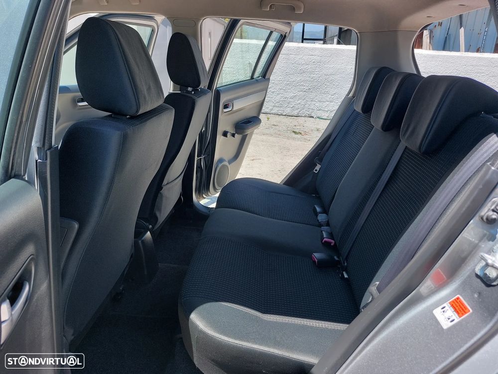 Suzuki Swift 1.3 DDiS GLX - 13