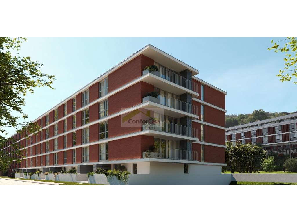 Apartamento T4 Novo à Venda em Guimarães com Garagem e Varanda - Grande imagem: 3/12