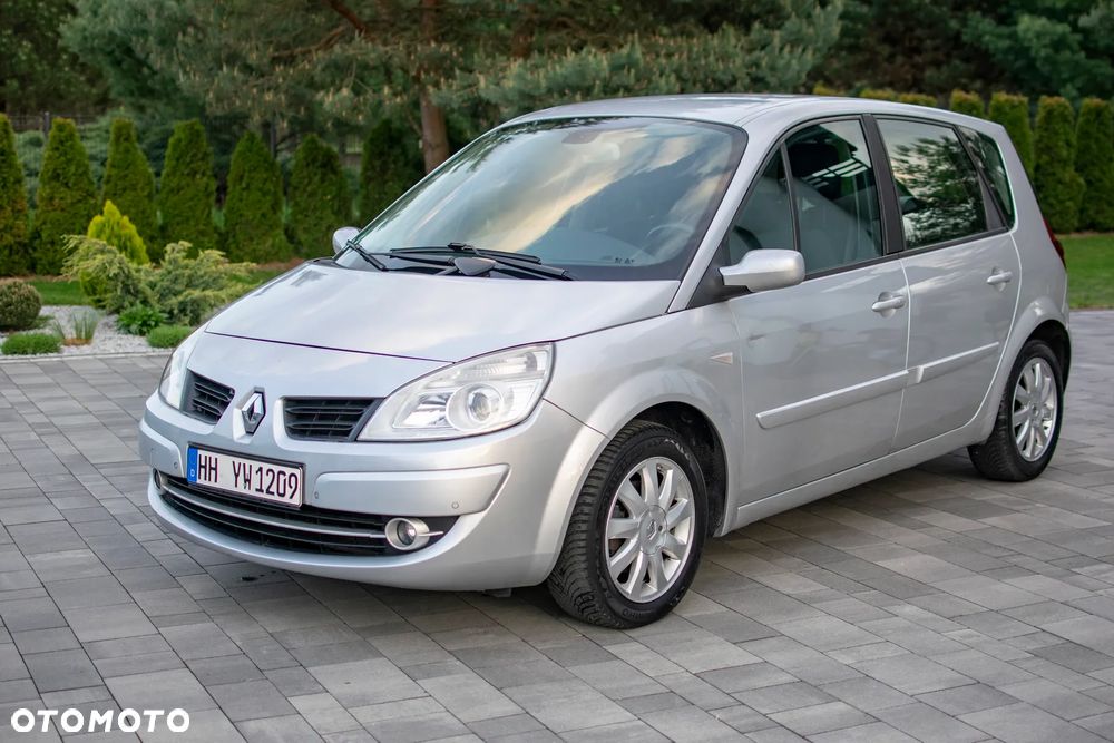 Renault Scenic - 8