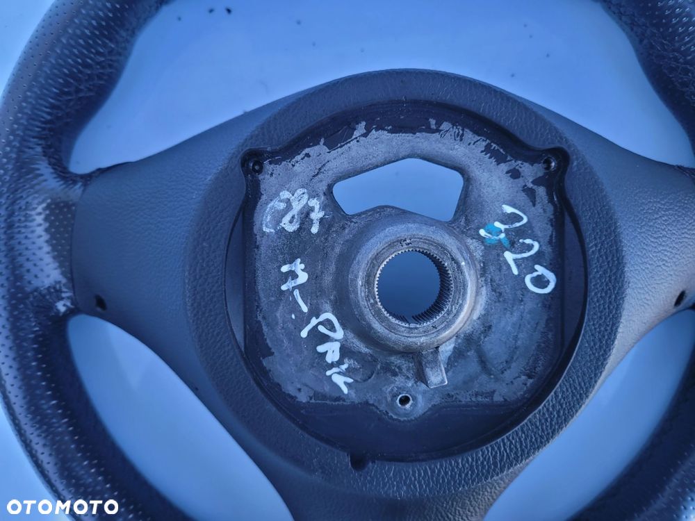 KIEROWNICA BMW E90 E91 E92 E93 E81 E82 E87 E88 E84 M PAKIET 320 BARDZO ŁADNA - 10